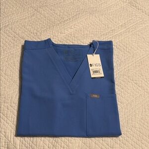 Figs V-Neck Scrub Top